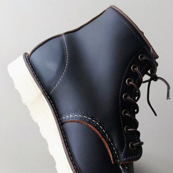 Red Wing Heritage Men's 6-inch Classic Moc in Black Made in USA - Picture 8 of 13